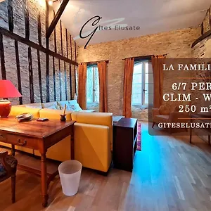  Hébergement de vacances Elusate